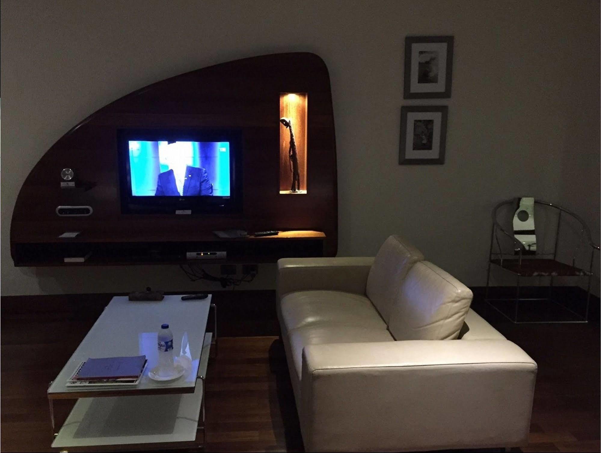 Airways Hotel Port Moresby Extérieur photo